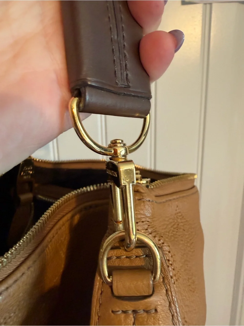 Louis Vuitton great condition monogram mahina leather Selene PM caramel handbag